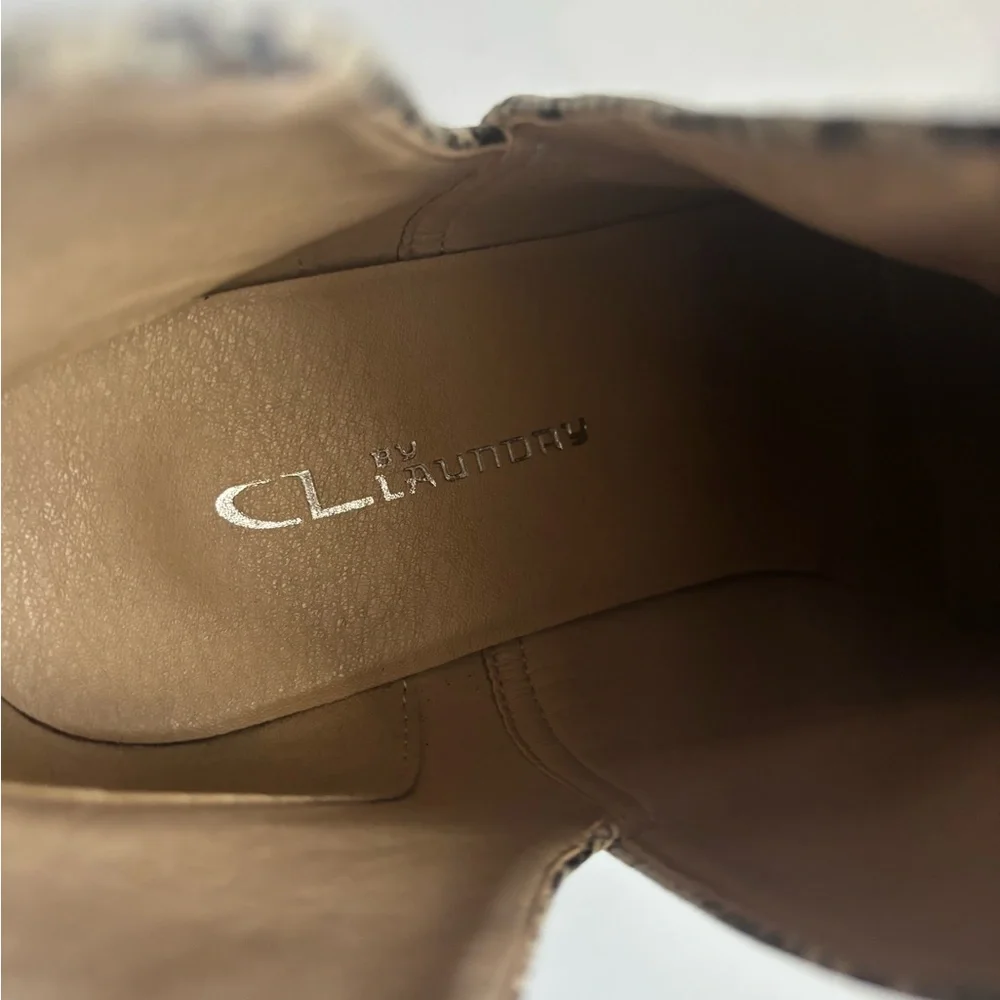 CL By Laundry Snake Skin Booties 9‎